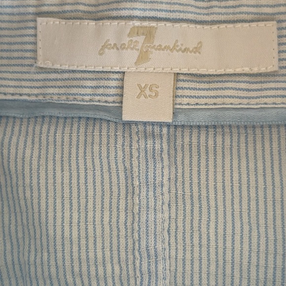 7 For All Mankind Button Down Shirt Size XS - Picture 3 of 8